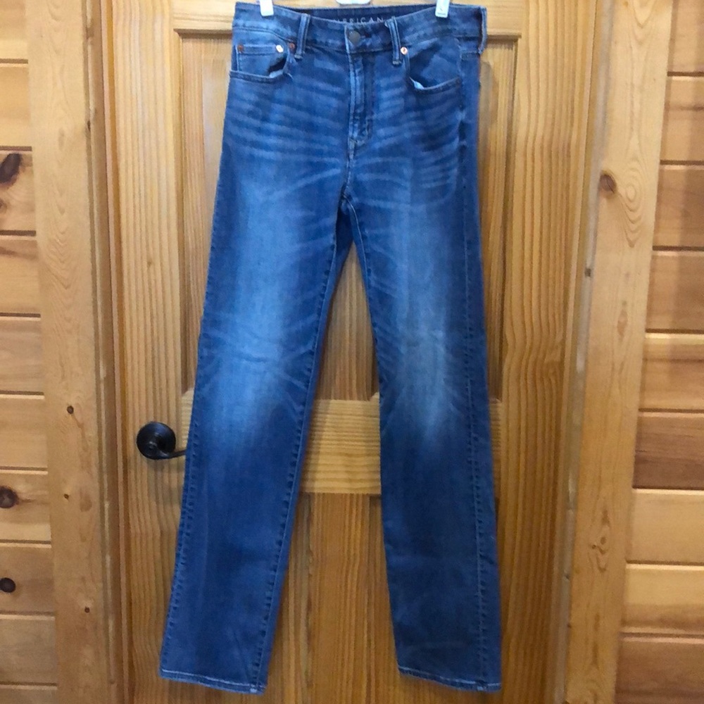 Men’s American eagle relaxed straight jeans